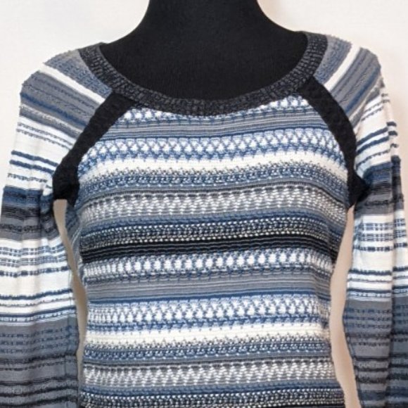 Free People Cropped Knit Long Sleeve Sweater SZ M - Picture 2 of 8